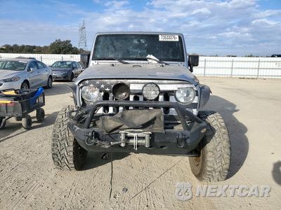 Piąte zdjęcie samochodu w środku: 2016 JEEP WRANGLER UNLIMITED SPORT VIN:1C4BJWDGXGL162579 - miniatura
