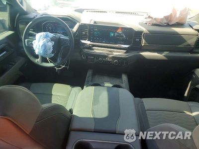 Zdjęcie 8 z 13 samochodu: 2025 CHEVROLET SILVERADO K2500 ZR2 VIN:1GC4KYEY1SF246127 - miniatura