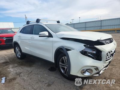 Czwarte zdjęcie samochodu z boku: 2018 MERCEDES-BENZ GLA 250 4MATIC VIN:WDCTG4GB6JJ416910 - miniatura