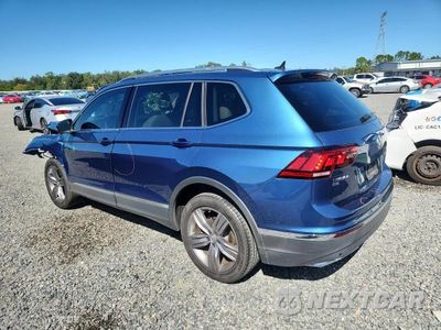 Drugie zdjęcie samochodu z przodu: 2020 VOLKSWAGEN TIGUAN SE VIN:3VV3B7AX0LM035023 - miniatura