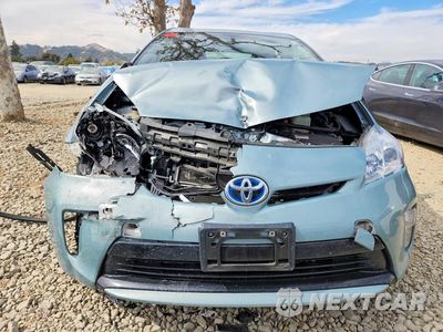Piąte zdjęcie samochodu w środku: 2015 TOYOTA PRIUS TWO VIN:JTDKN3DU6F1996853 - miniatura