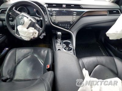 Zdjęcie 8 z 12 samochodu: 2020 TOYOTA CAMRY XLE VIN:4T1F31AK8LU528966 - miniatura