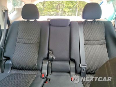 Zdjęcie 10 z 13 samochodu: 2018 NISSAN ROGUE S VIN:5N1AT2MT5JC750274 - miniatura