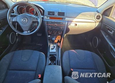 Zdjęcie 8 z 12 samochodu: 2005 MAZDA 3 HATCHBACK VIN:JM1BK343851267638 - miniatura