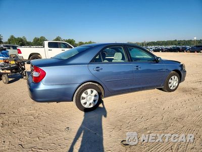 Trzecie zdjęcie samochodu z tyłu: 2003 TOYOTA CAMRY LE VIN:4T1BE32K13U708812 - miniatura