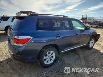 Trzecie zdjęcie samochodu z tyłu: 2012 TOYOTA HIGHLANDER BASE VIN:5TDBK3EH1CS151367 - miniatura