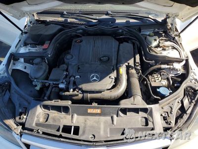 Zdjęcie 11 z 12 samochodu: 2012 MERCEDES-BENZ C 250 VIN:WDDGJ4HB8CF782029 - miniatura