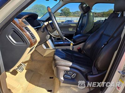 Zdjęcie 7 z 13 samochodu: 2013 LAND ROVER RANGE ROVER SUPERCHARGED VIN:SALGS2EF5DA118099 - miniatura