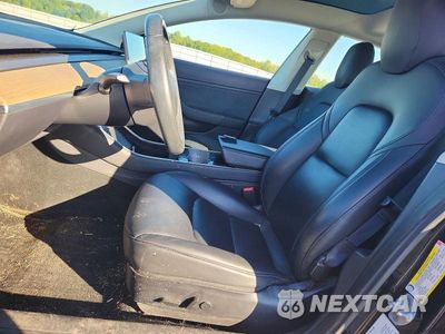 Zdjęcie 7 z 13 samochodu: 2019 TESLA MODEL 3 VIN:5YJ3E1EA0KF361979 - miniatura