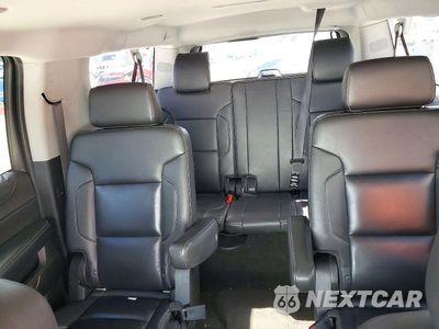 Zdjęcie 10 z 13 samochodu: 2018 CHEVROLET SUBURBAN C1500 LT VIN:1GNSCHKC9JR327751 - miniatura
