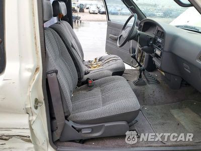 Zdjęcie 10 z 12 samochodu: 1993 TOYOTA PICKUP DELUXE VIN:JT4RN13P3P6051300 - miniatura