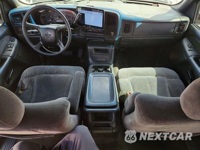 Zdjęcie 8 z 13 samochodu: 2001 CHEVROLET SILVERADO C1500 VIN:2GCEC19T011402090 - miniatura