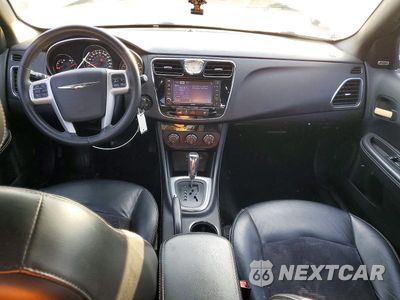 Zdjęcie 8 z 13 samochodu: 2013 CHRYSLER 200 LIMITED VIN:1C3CCBCG4DN628035 - miniatura