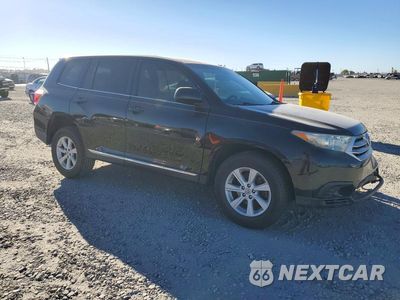 Czwarte zdjęcie samochodu z boku: 2012 TOYOTA HIGHLANDER BASE VIN:5TDZA3EH2CS018974 - miniatura