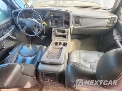 Zdjęcie 8 z 13 samochodu: 2005 CHEVROLET SILVERADO K2500 HEAVY DUTY VIN:1GCHK23205F820153 - miniatura