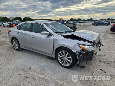 Czwarte zdjęcie samochodu z boku: 2016 NISSAN ALTIMA 2.5 S VIN:1N4AL3AP3GN358169 - miniatura