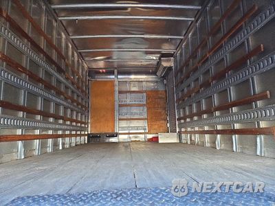 Zdjęcie 10 z 13 samochodu: 2017 HINO 195 BOX TRUCK VIN:JHHSDM2H6HK005837 - miniatura