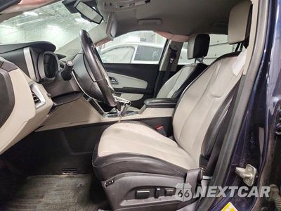 Zdjęcie 7 z 13 samochodu: 2017 CHEVROLET EQUINOX PREMIER VIN:2GNALDEK0H1522535 - miniatura