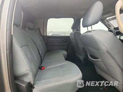 Zdjęcie 10 z 12 samochodu: 2013 RAM 2500 ST VIN:3C6UR5CL1DG552478 - miniatura