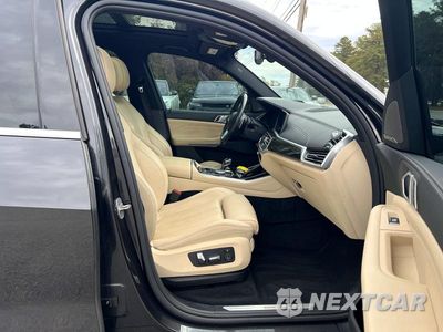 Piąte zdjęcie samochodu w środku: 2021 BMW X5 XDRIVE45E VIN:5UXTA6C00M9E52431 - miniatura