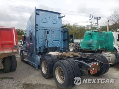 Drugie zdjęcie samochodu z przodu: 2016 FREIGHTLINER CASCADIA 125 SEMI TRUCK VIN:3AKJGLD54GSGU0275 - miniatura