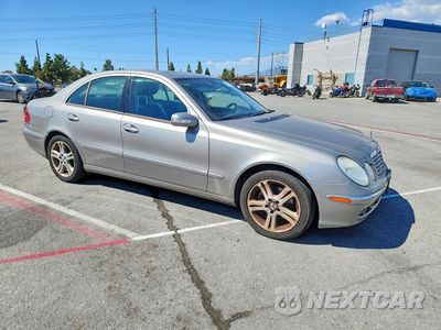 Czwarte zdjęcie samochodu z boku: 2006 MERCEDES-BENZ E 350 VIN:WDBUF56J16A957932 - miniatura