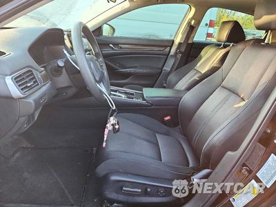 Zdjęcie 7 z 12 samochodu: 2018 HONDA ACCORD EX VIN:1HGCV1F48JA120639 - miniatura