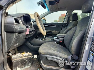 Zdjęcie 7 z 13 samochodu: 2020 KIA SORENTO S VIN:5XYPG4A54LG627651 - miniatura