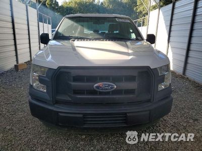 Piąte zdjęcie samochodu w środku: 2016 FORD F150 SUPER CAB VIN:1FTEX1C86GFD20827 - miniatura