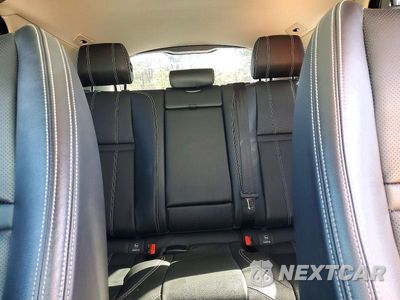 Zdjęcie 10 z 13 samochodu: 2019 LAND ROVER RANGE ROVER VELAR S VIN:SALYB2EN4KA202200 - miniatura