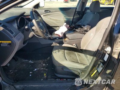 Zdjęcie 7 z 12 samochodu: 2015 HYUNDAI SONATA HYBRID BASE VIN:KMHEC4A45FA125161 - miniatura