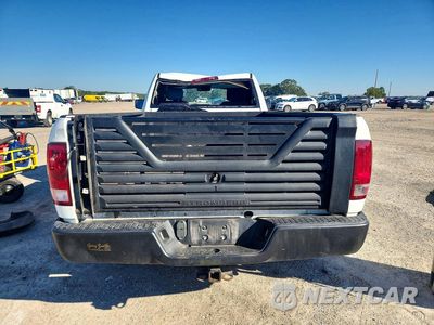 Zdjęcie 6 z 12 samochodu: 2018 RAM 1500 ST VIN:3C6JR6DT8JG210206 - miniatura