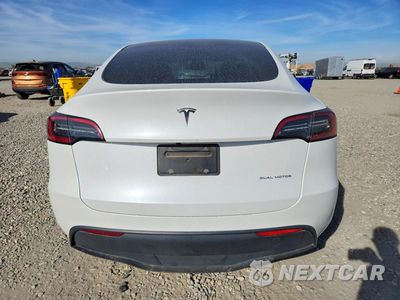 Zdjęcie 6 z 13 samochodu: 2023 TESLA MODEL Y VIN:7SAYGDEE8PF713169 - miniatura