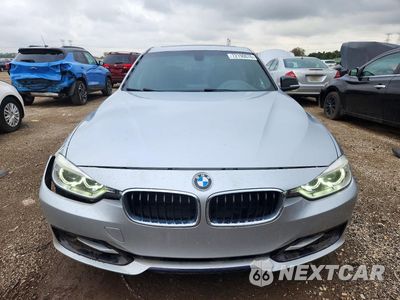 Piąte zdjęcie samochodu w środku: 2013 BMW 328 I VIN:WBA3A5G50DNP22809 - miniatura