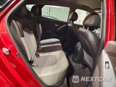 Zdjęcie 11 z 13 samochodu: 2010 HYUNDAI TUCSON GLS VIN:KM8JU3AC5AU073826 - miniatura