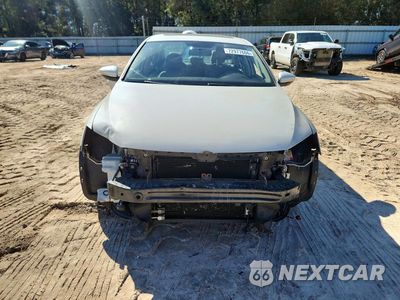 Piąte zdjęcie samochodu w środku: 2013 VOLKSWAGEN JETTA HYBRID VIN:3VW637AJ7DM230149 - miniatura