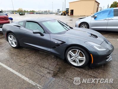 Czwarte zdjęcie samochodu z boku: 2017 CHEVROLET CORVETTE STINGRAY 1LT VIN:1G1YA2D77H5117956 - miniatura