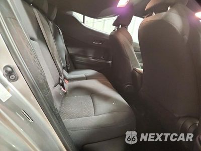 Zdjęcie 10 z 13 samochodu: 2019 TOYOTA C-HR LE VIN:NMTKHMBX7KR073528 - miniatura