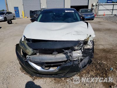 Piąte zdjęcie samochodu w środku: 2017 NISSAN MAXIMA 3.5 SL VIN:1N4AA6AP2HC411030 - miniatura