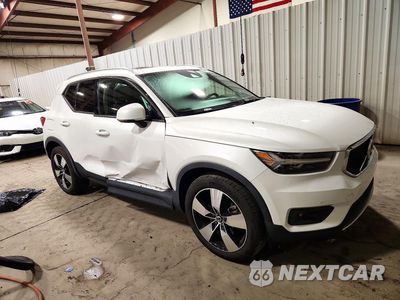Czwarte zdjęcie samochodu z boku: 2021 VOLVO XC40 T5 MOMENTUM VIN:YV4162UK4M2399142 - miniatura