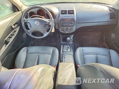 Zdjęcie 8 z 13 samochodu: 2002 NISSAN ALTIMA 2.5 VIN:1N4AL11D22C291935 - miniatura