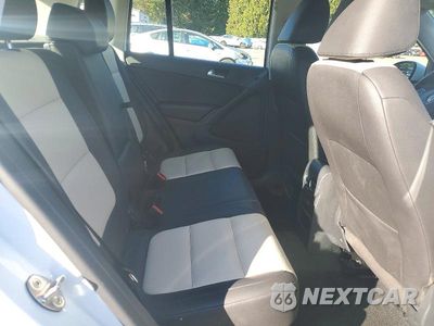 Zdjęcie 11 z 13 samochodu: 2016 VOLKSWAGEN TIGUAN S VIN:WVGBV7AX5GW580668 - miniatura