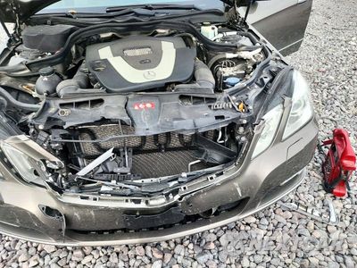 Zdjęcie 11 z 12 samochodu: 2010 MERCEDES-BENZ E 350 4MATIC VIN:WDDHF8HB7AA229248 - miniatura