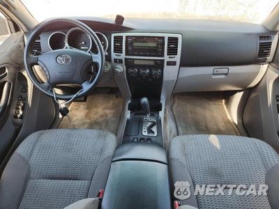 Zdjęcie 8 z 13 samochodu: 2006 TOYOTA 4RUNNER SR5 VIN:JTEBU14R968067309 - miniatura