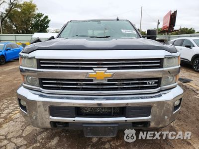Piąte zdjęcie samochodu w środku: 2015 CHEVROLET SILVERADO K2500 HEAVY DUTY LTZ VIN:1GC1KWE83FF180967 - miniatura