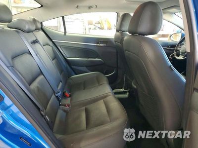 Zdjęcie 10 z 12 samochodu: 2017 HYUNDAI ELANTRA LIMITED VIN:5NPD84LF9HH115924 - miniatura