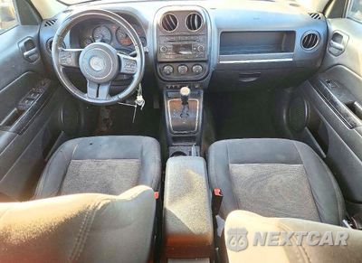 Zdjęcie 8 z 12 samochodu: 2014 JEEP PATRIOT LATITUDE VIN:1C4NJPFB7ED563096 - miniatura