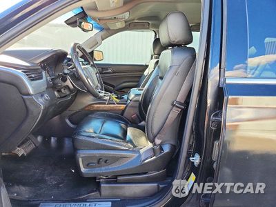 Zdjęcie 7 z 13 samochodu: 2020 CHEVROLET SUBURBAN C1500 LT VIN:1GNSCHKC8LR117497 - miniatura