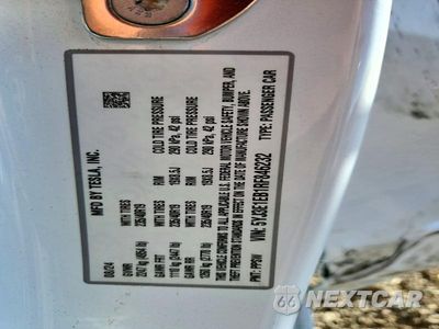 Zdjęcie 12 z 12 samochodu: 2024 TESLA MODEL 3 VIN:5YJ3E1EB1RF846232 - miniatura