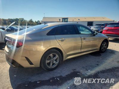 Trzecie zdjęcie samochodu z tyłu: 2021 KIA K5 LXS VIN:5XXG14J23MG037776 - miniatura